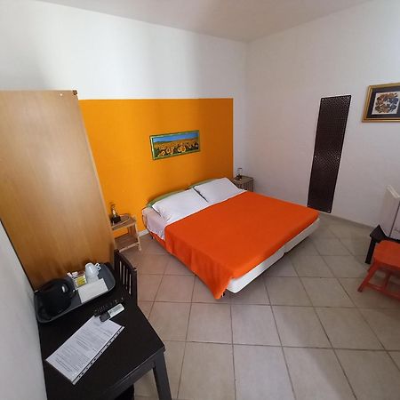 Breezes B&B Conca Specchiulla Kültér fotó