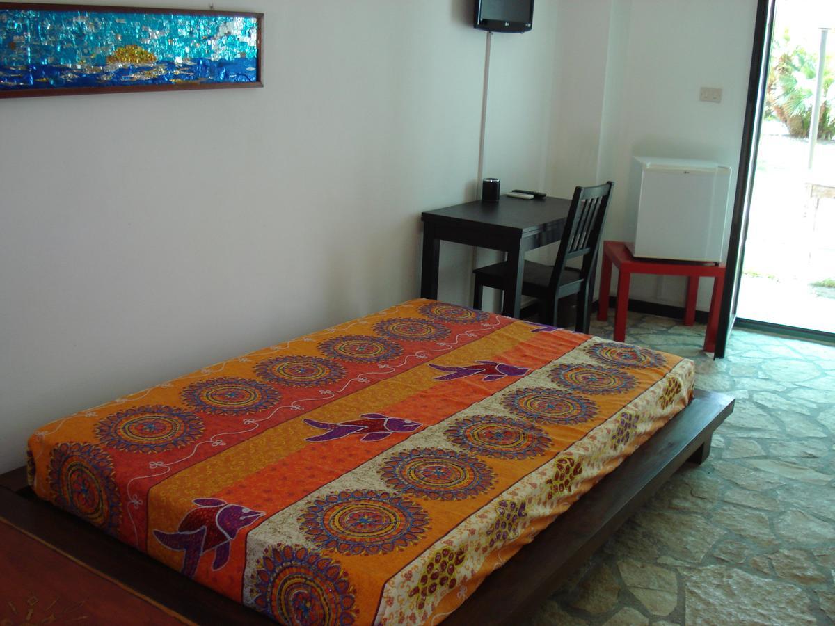 Breezes B&B Conca Specchiulla Kültér fotó