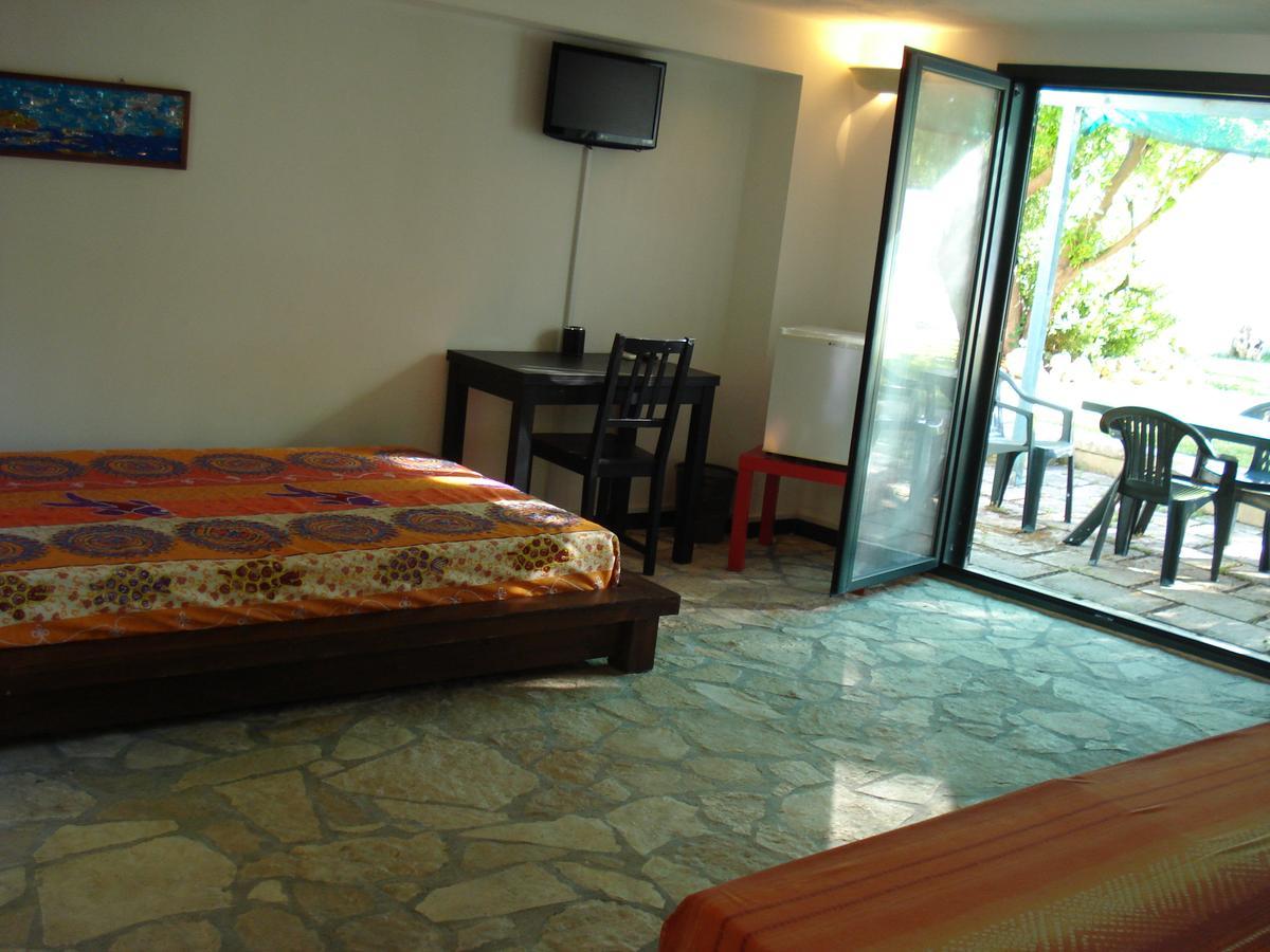 Breezes B&B Conca Specchiulla Kültér fotó