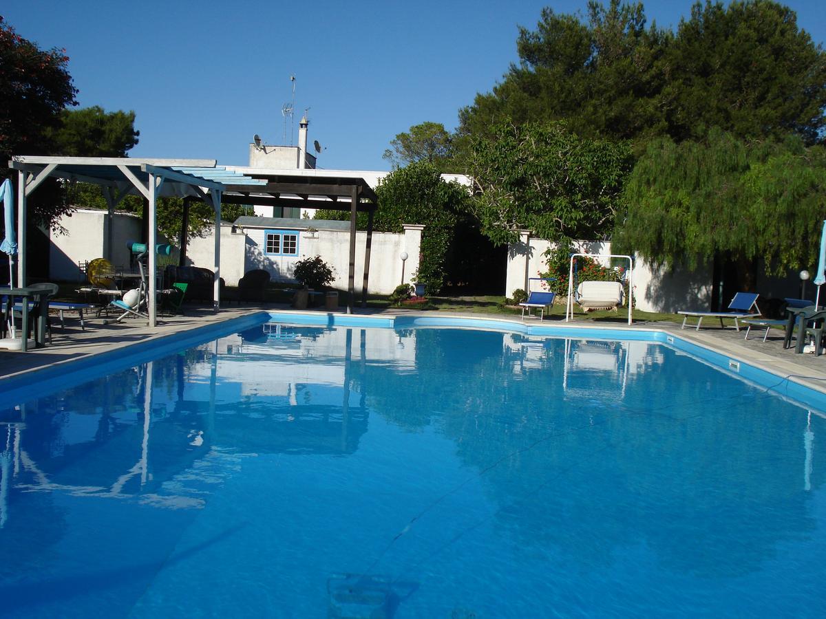Breezes B&B Conca Specchiulla Kültér fotó